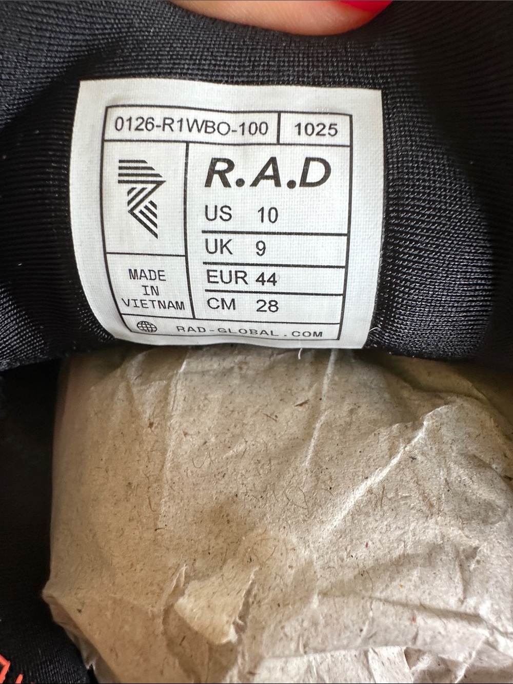 New in box RAD R-1 Neutral Beige Running Shoes with Neon Coral Accents - Picture 5 of 7
